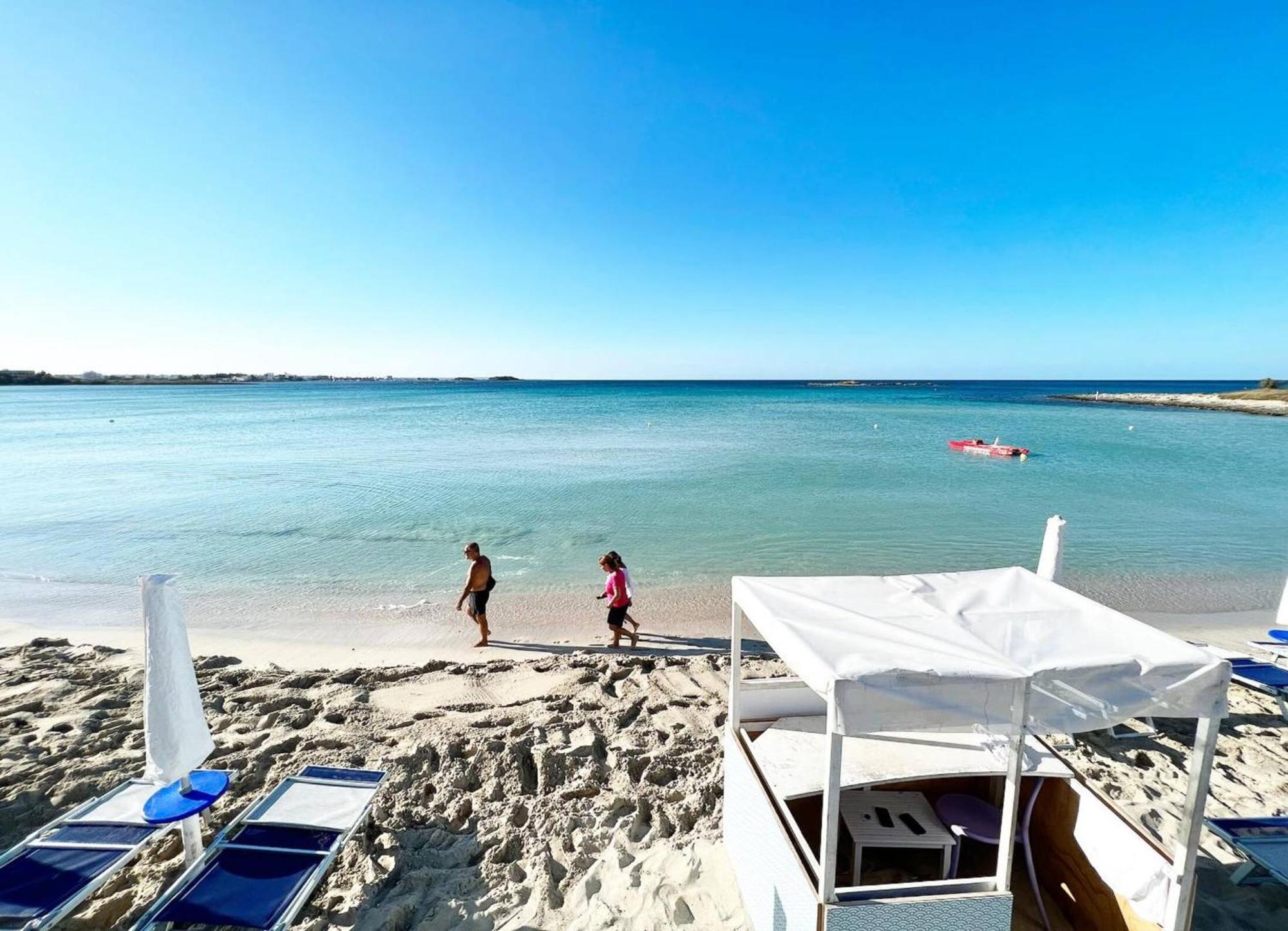 The Blue Panoramic Penthouse Villa Porto Cesareo Buitenkant foto