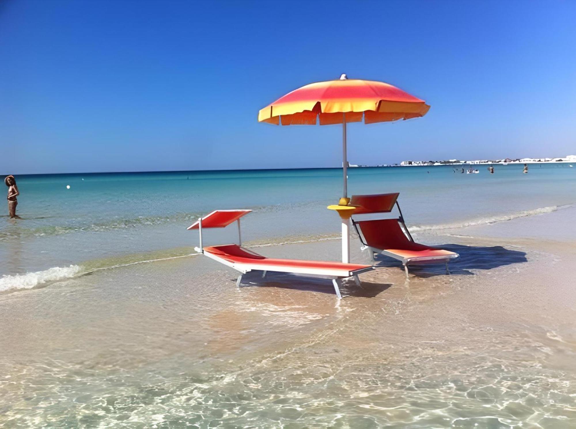 The Blue Panoramic Penthouse Villa Porto Cesareo Buitenkant foto